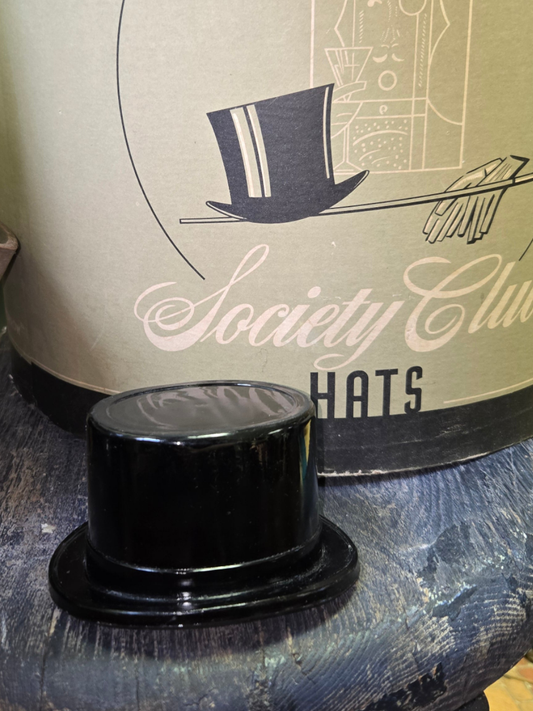 Dobbs Hat Company Ash Tray