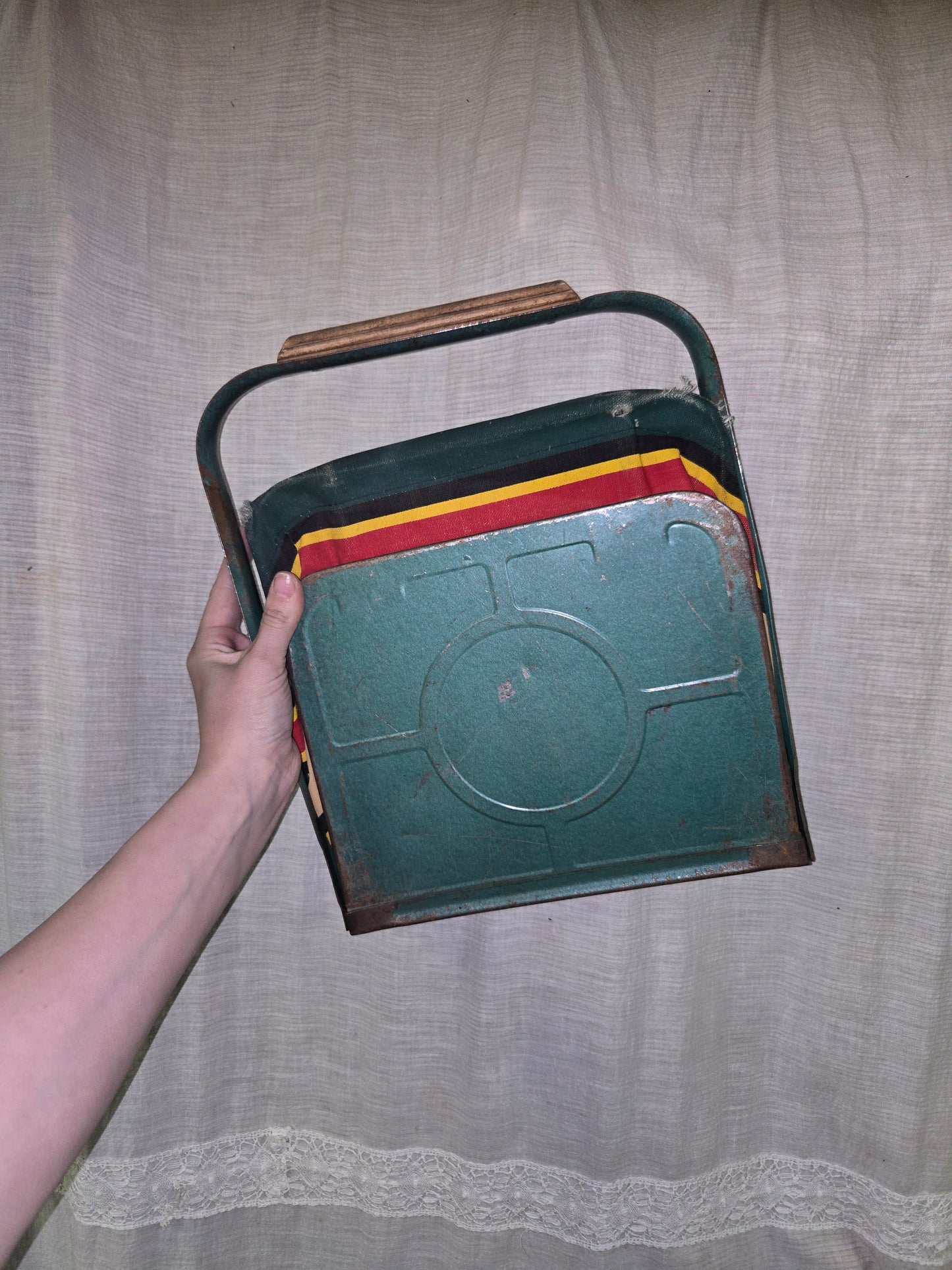 1950's shopping basket